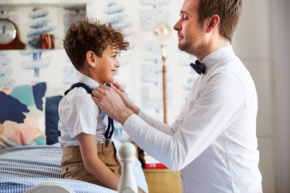 Comment habiller son enfant pour une cérémonie _ papa et fils
