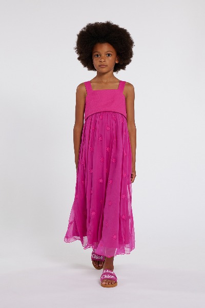 Robe en soie pour cérémonie ou mariage Chloé, disponible sur Kids around